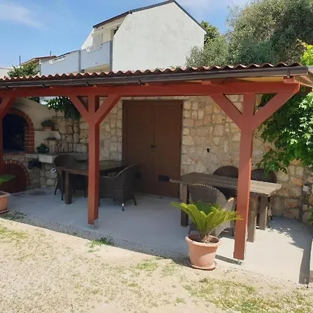 Apartment With Parking Space Pag - 24758